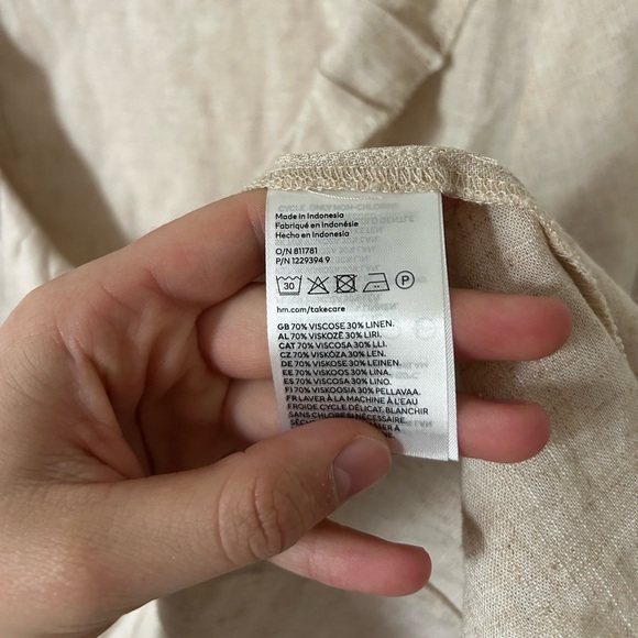 Divided Light Beige Linen-Blend Top - Picture 5 of 5